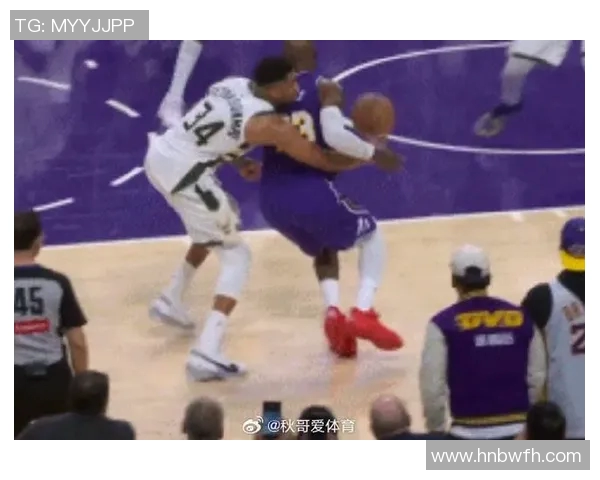 湖人对雄鹿赛后采访全景回顾球员表现与战术分析