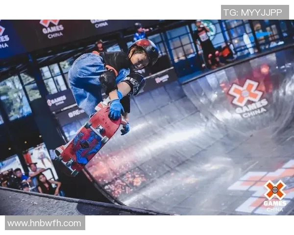 重庆滑板队的阵地战揭秘：滑板文化与城市街头的深度融合探索